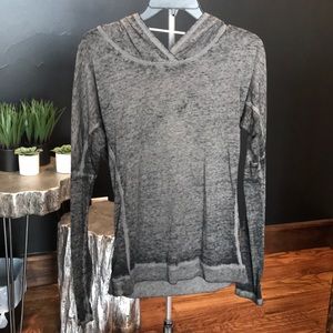 Fox Hooded LS shirt